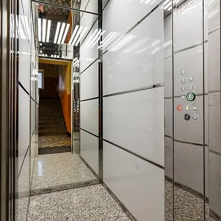 New Bright & Quiet Floor