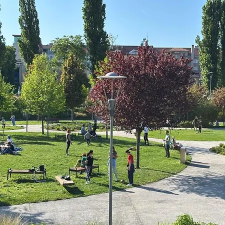 New Bright & Quiet Floor アパート ブラチスラヴァ