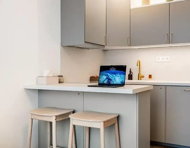 New Bright & Quiet Floor Apartament Bratislava