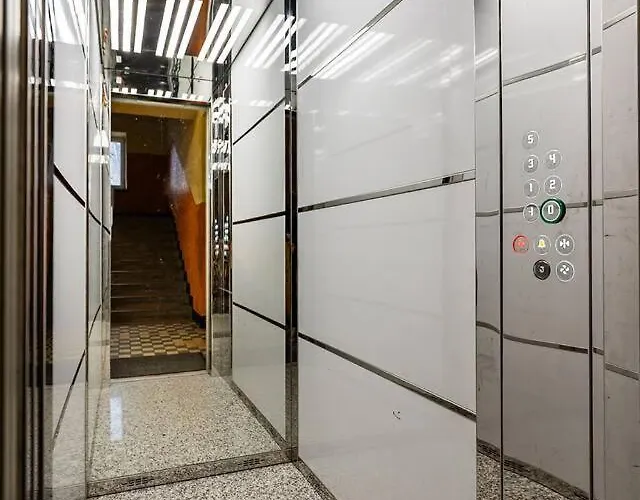 New Bright & Quiet Floor