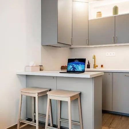 New Bright & Quiet Floor Apartmán Bratislava