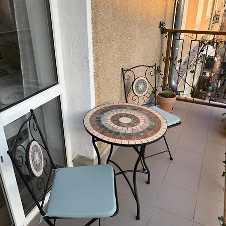 公寓 New Bright & Quiet Floor