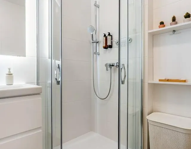 公寓 New Bright & Quiet Floor *